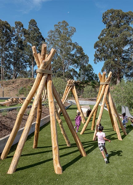 Nature Play - Tree Fort - Kaiser Early Childhood Center-Web-2