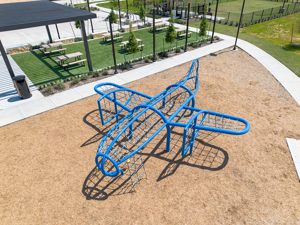 Cielo Community Park_TX_Superior Playgrounds_RC-P101SR Ascend Airplane Rope Climber_01-Web