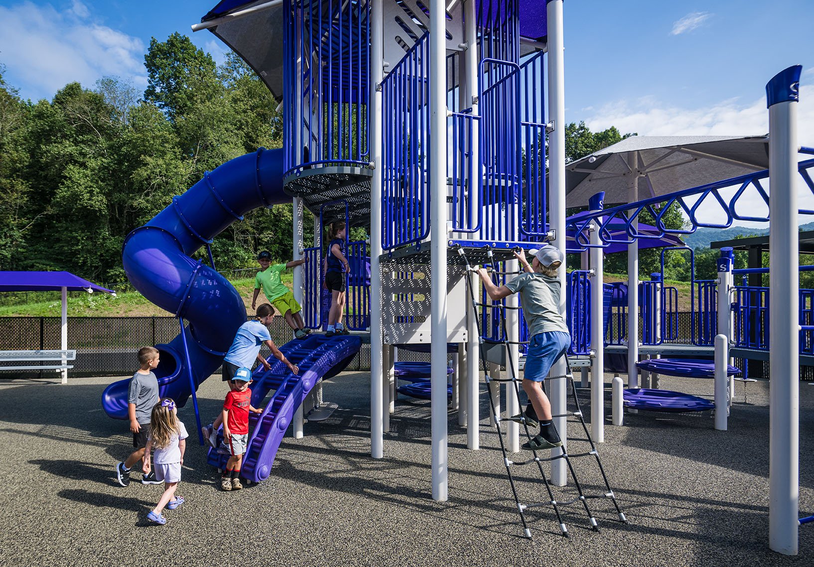 Mitchell County Schools-NC-Playgrounds-Towers-FXT-50035-024-Web