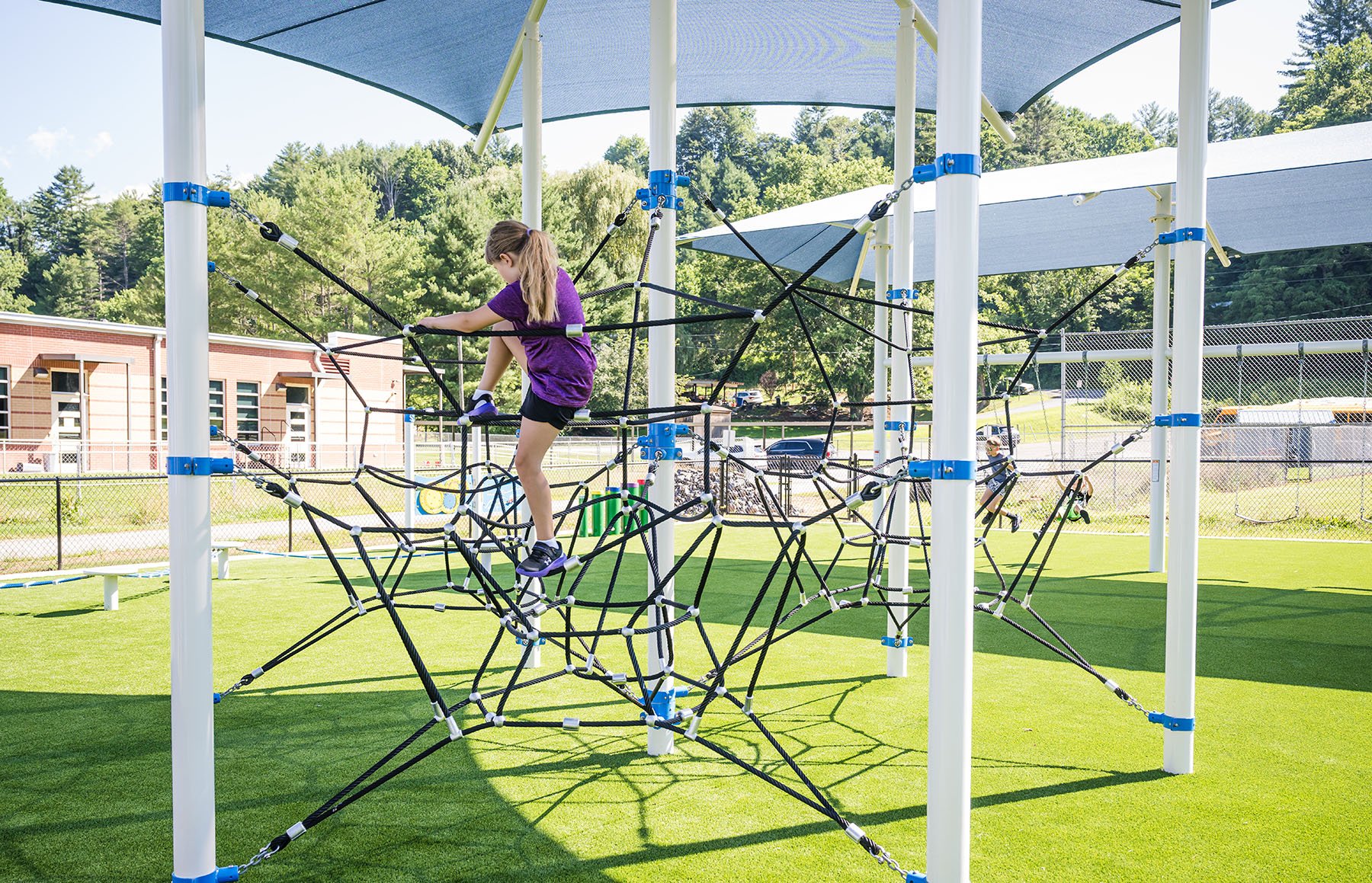 Gouge Primary School-NC-Freestanding-Helio Net-HLN-6006-View 003-Web